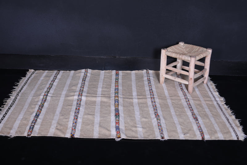 Wonderful Kilim Rug 3.8 X 5.6 Feet