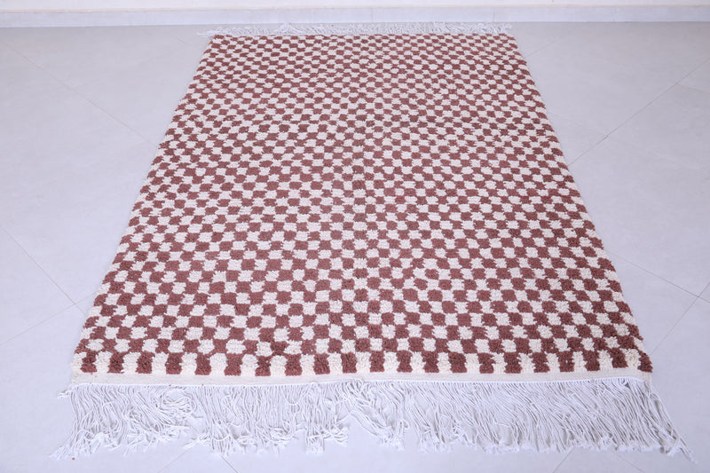 Handmade shaggy checkers rug 4.6 X 6.7 Feet