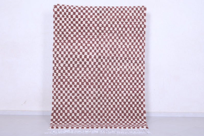 Handmade shaggy checkers rug 4.6 X 6.7 Feet