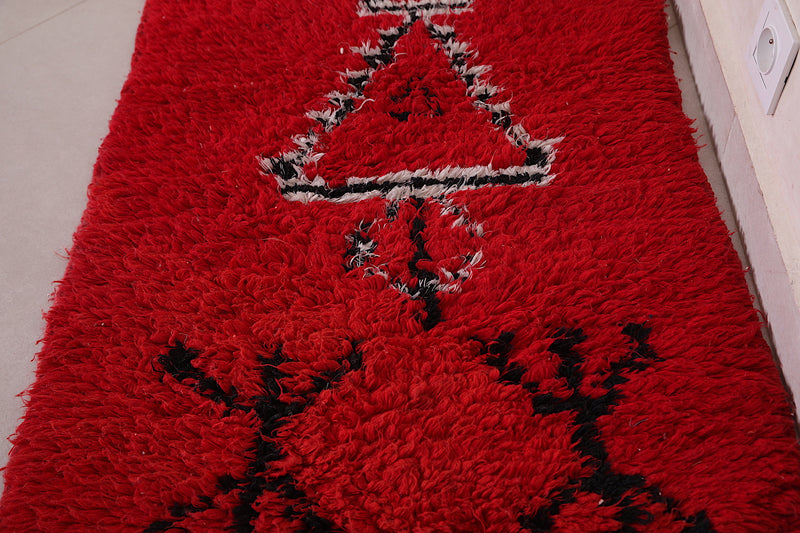 Red berber rug 2 X 4.1 Feet