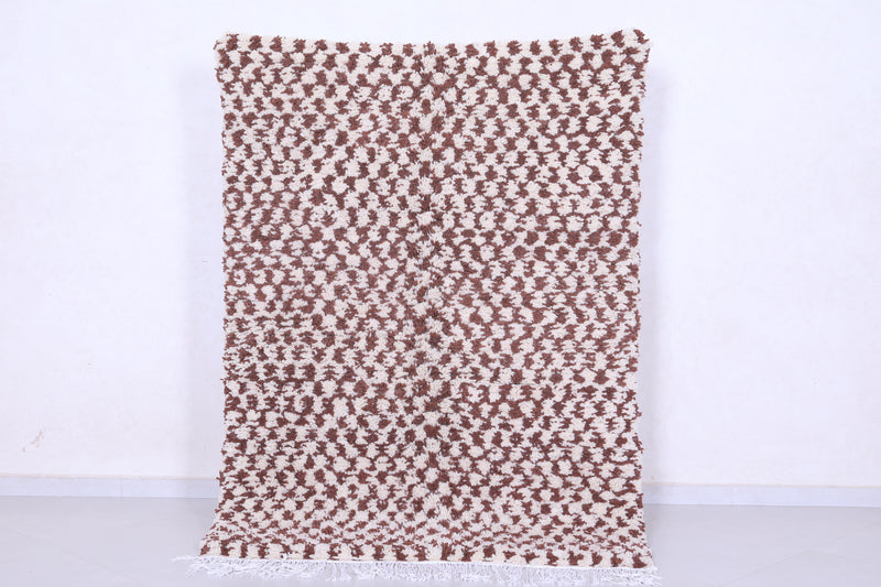 Shaggy brown and beige check rug 4.6 X 6.2 Feet