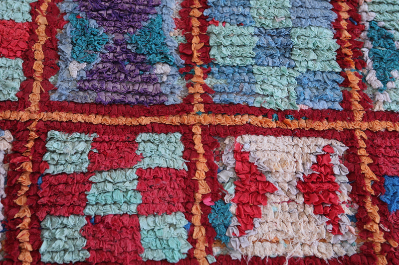 Colorful handmade moroccan berber rug 4.4 X 6.3 Feet