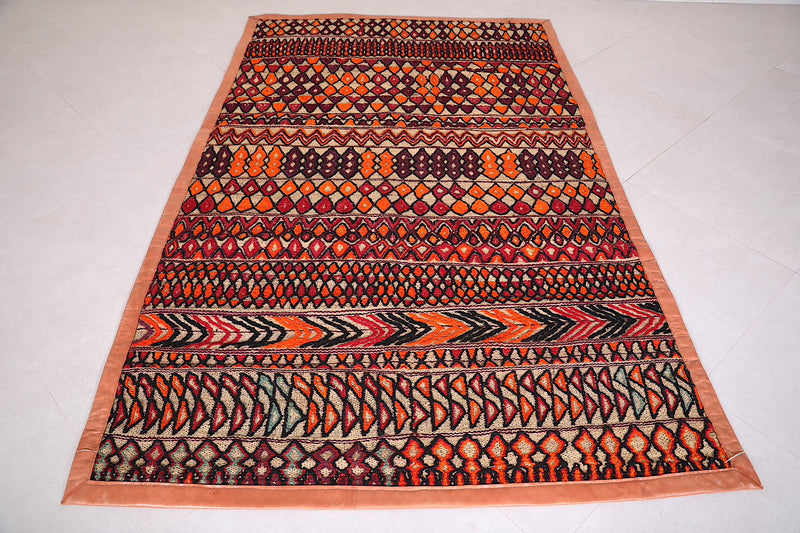 Moroccan rug  5 FT x 8 FT