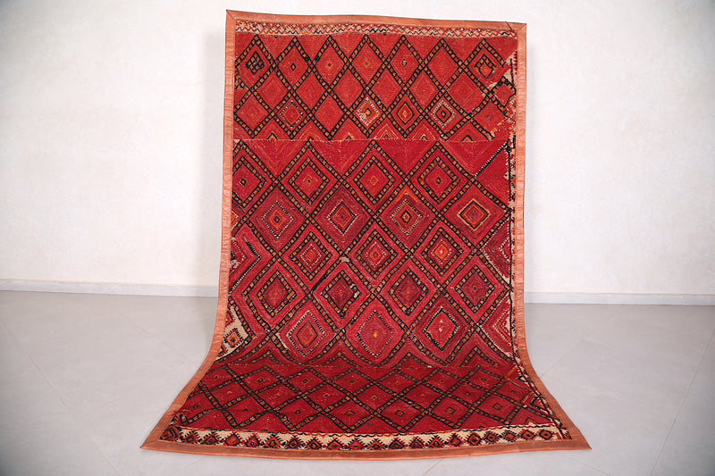 Moroccan rug 5.3 FT X 8.8 FT