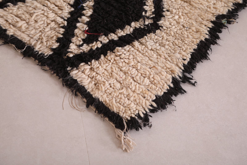 Moroccan Rug 3.6 X 5.6 Feet