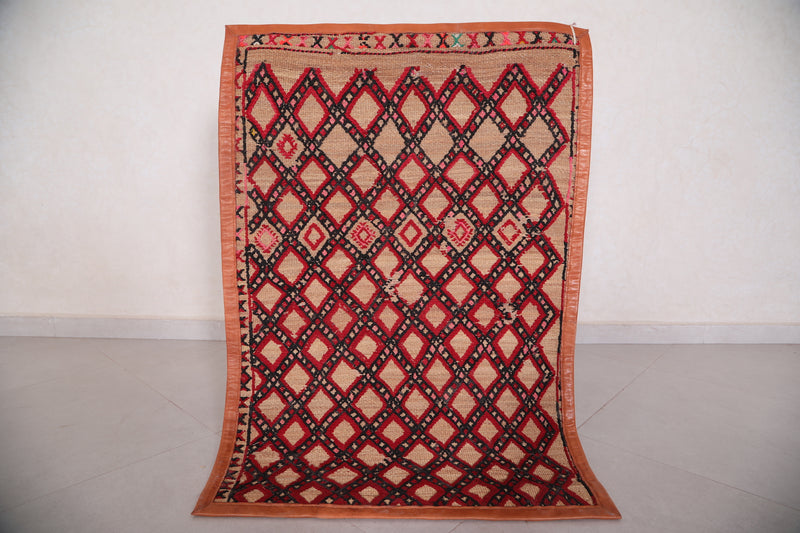 Moroccan Rug 2.7 ft x 3.8 ft