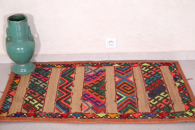 Moroccan rug 2.6 FT X 4.1 FT