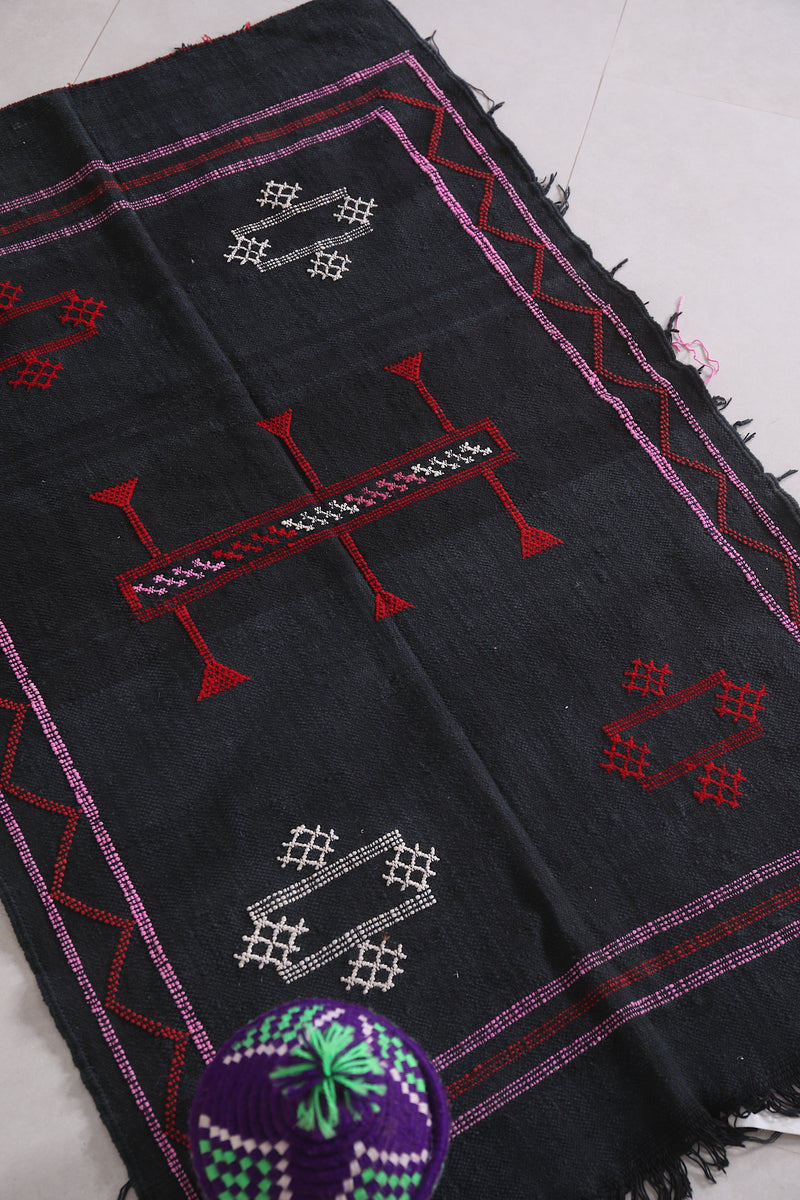 Black Moroccan Berber kilim rug 2.8 FT X 4.4 FT