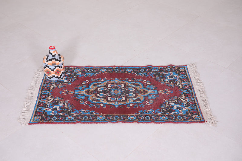 Small Moroccan rug 1.9 X 3.5 Feet