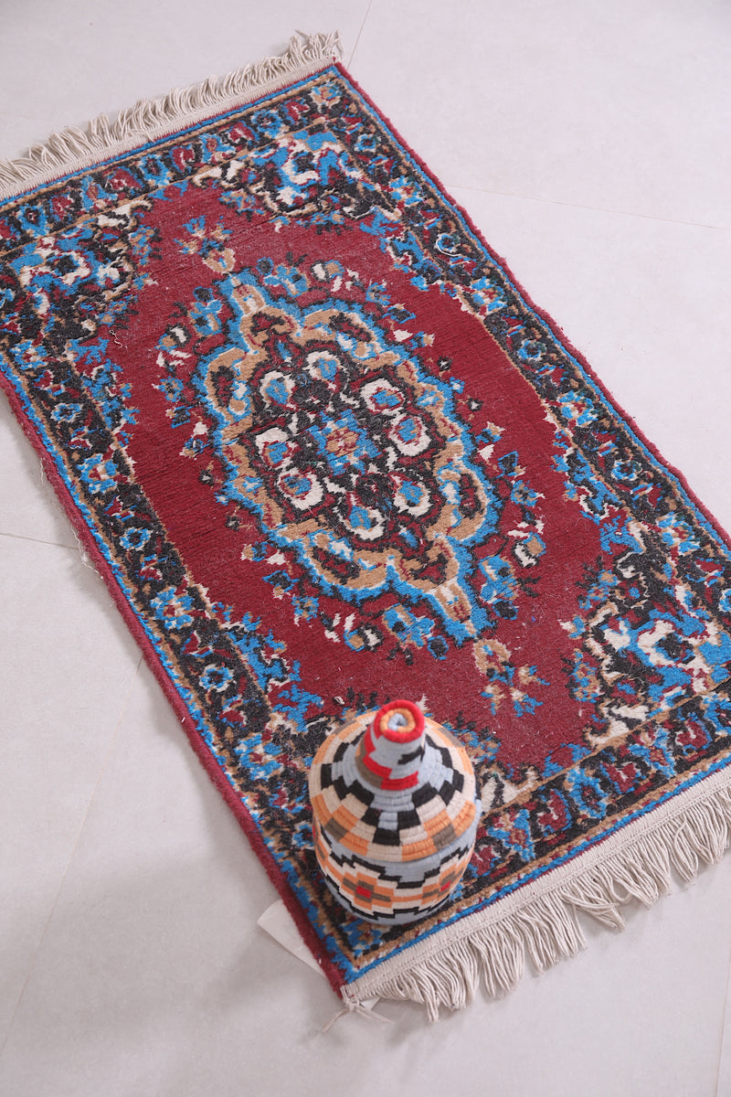 Small Moroccan rug 1.9 X 3.5 Feet