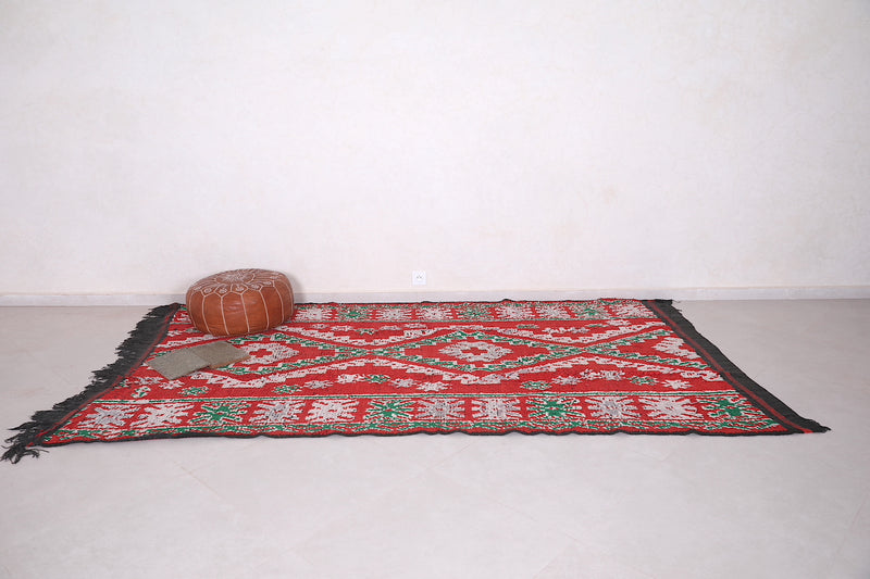 Moroccan rug 5.6 X 9.8 Feet