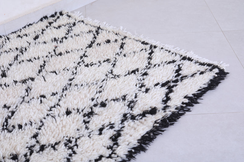 Black And White Moroccan Rug Runner 2.2 X 5.8 Feet