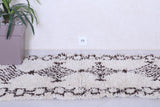 Vintage handmade moroccan berber runner rug 2.8 FT X 5.4 FT