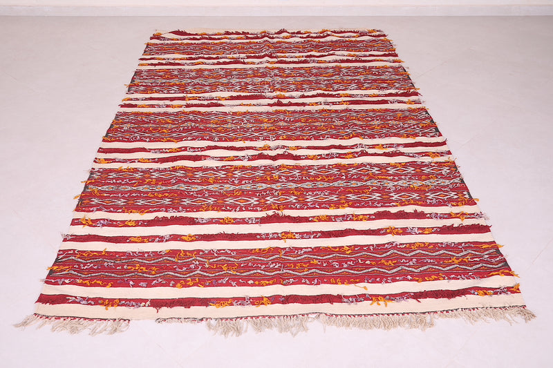 Handwoven Moroccan rug 5.5 FT X 8.9 FT