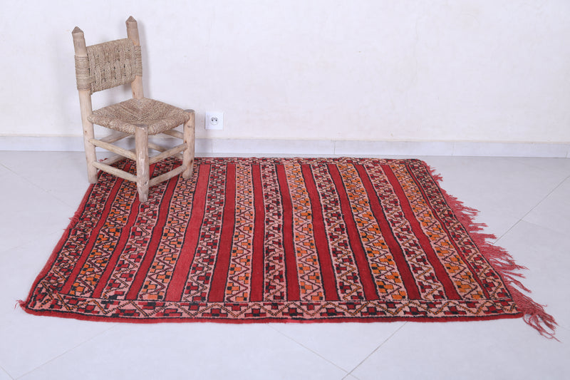 Vintage handmade berber rug 4.1 X 4.9 Feet - Handwoven Kilim