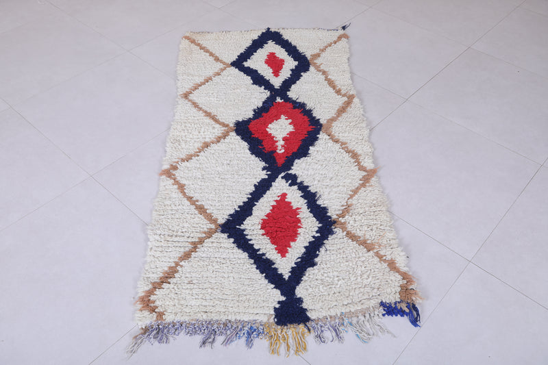 Minimalist Moroccan Berber Rug - 2.5 X 5.3 Feet