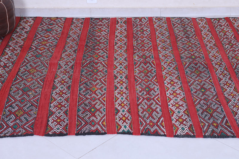 Handwoven Berber kilim 5.5 X 9.5 Feet