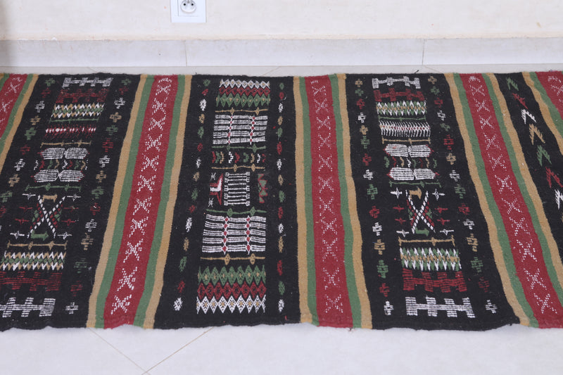 Moroccan berber handwoven kilim  2.9 X 5.8 Feet