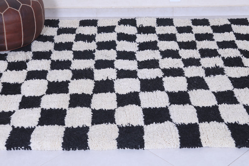 Handmade moroccan checkered rug 5.2 X 8.3 Feet