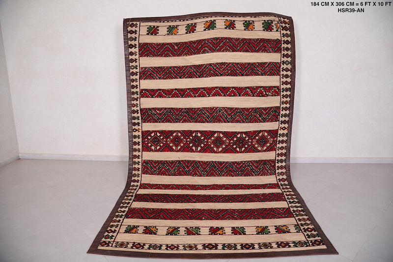 Moroccan rug 6.3 FT X 10 FT