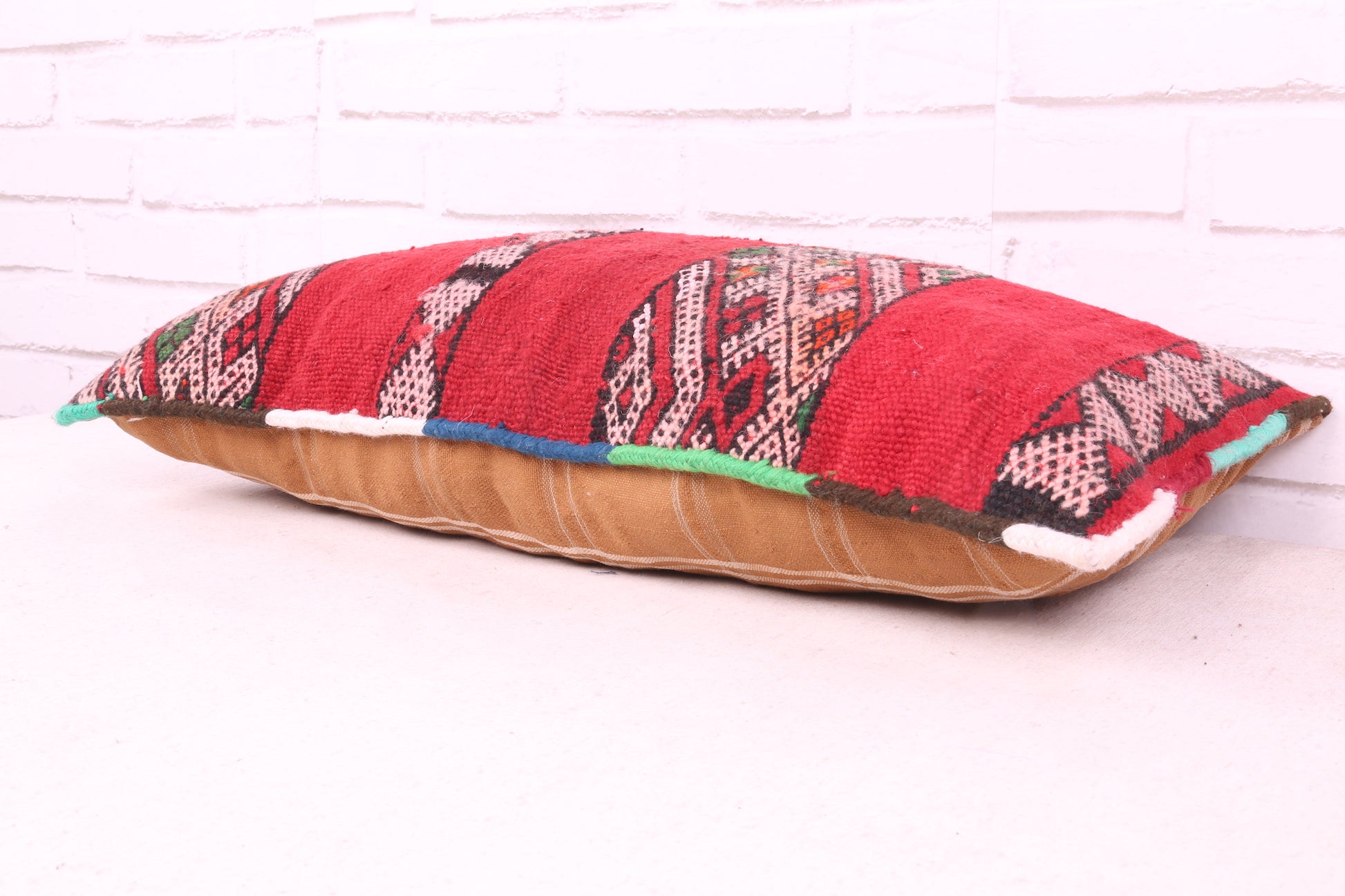 Berber cushion # Coussin kilim brodé REF B1 with filling type Cushions  kilim with embroidery 90cm x 50cm.