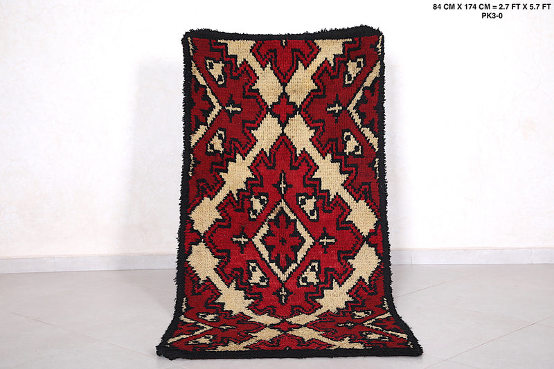 Hand woven moroccan rug 2.7 x 5.7 Feet