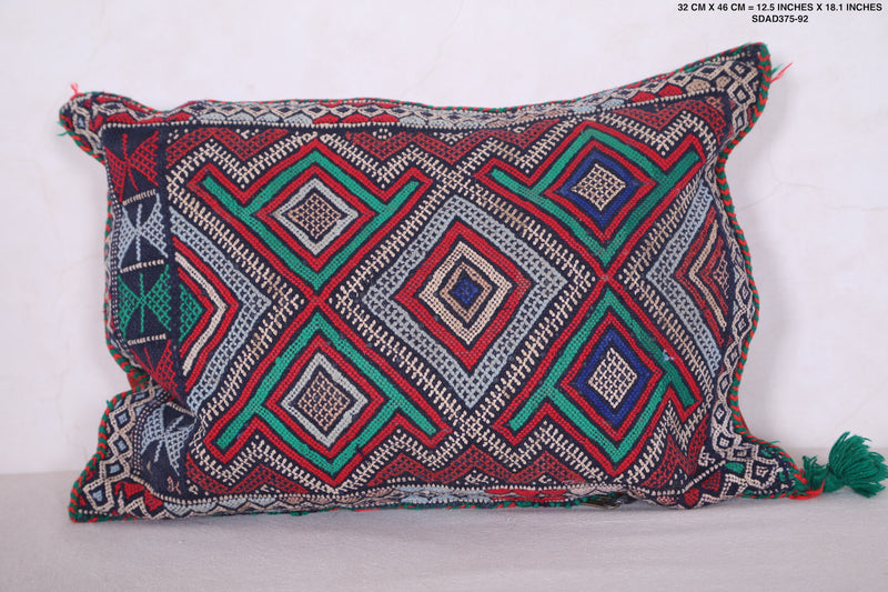 Moroccan pillow rug 12.5 INCHES X 18.1 INCHES